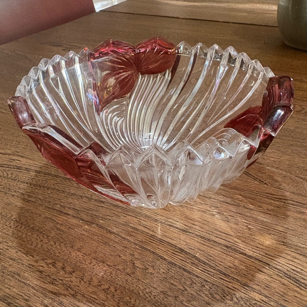 Elegant Crystal Bowl with Red Accents